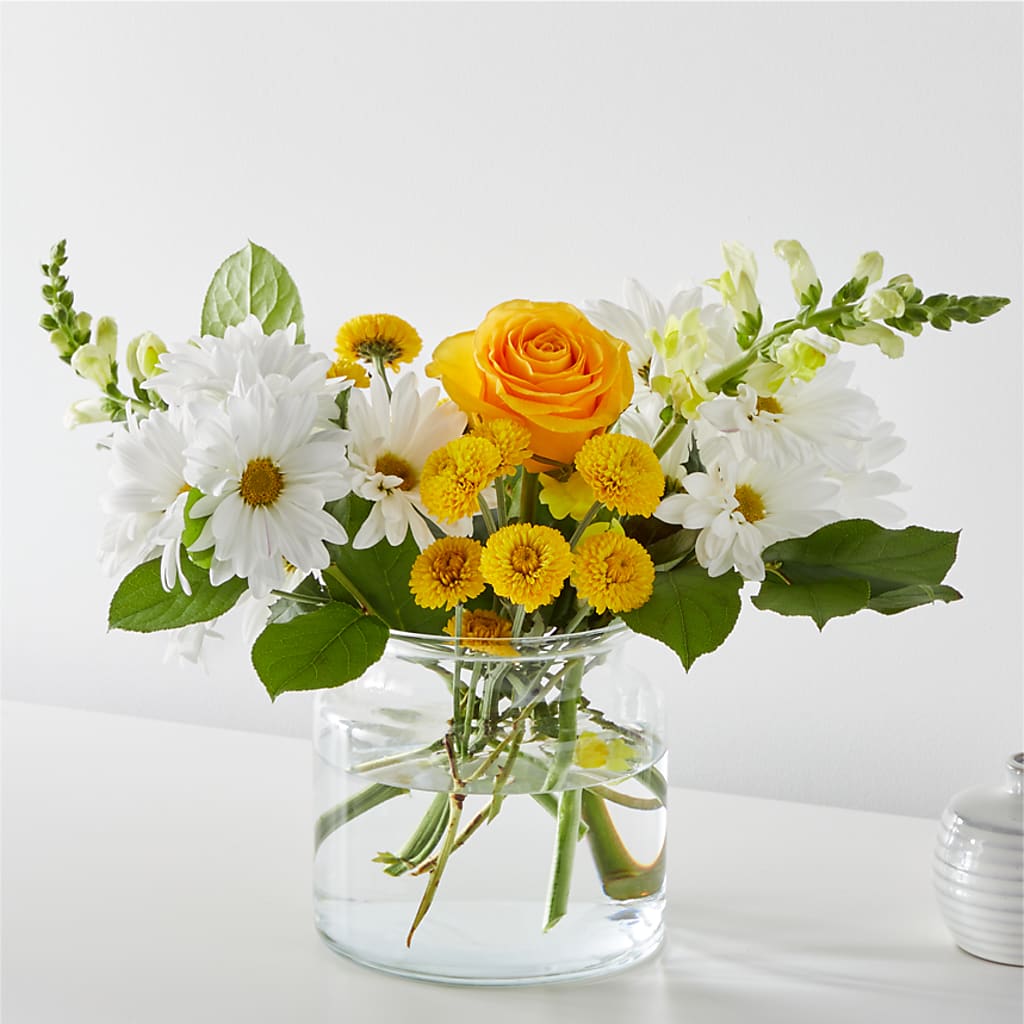 Sun Salutation Bouquet – Flowers By Aylen Llc, Fort Pierce FL