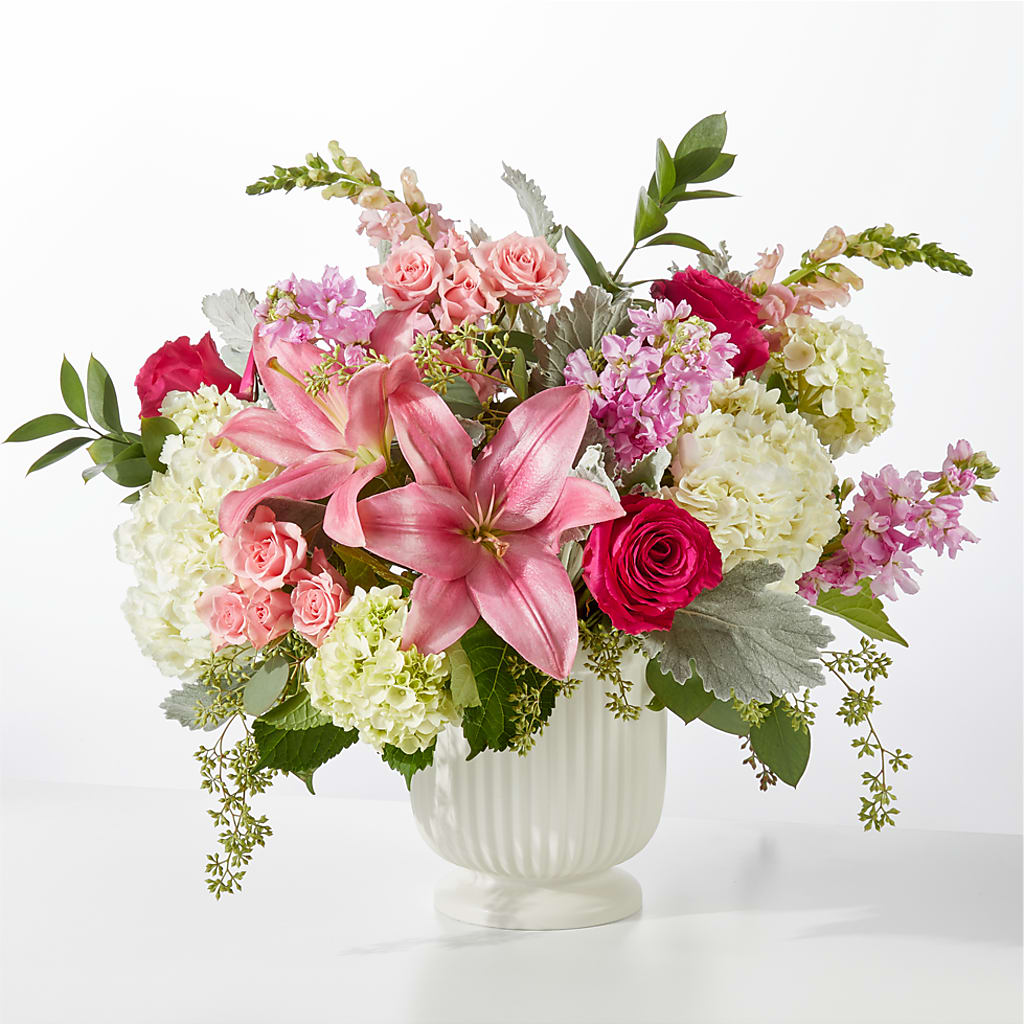 Antique Shopping Bouquet – Flowers By Aylen Llc, Fort Pierce FL