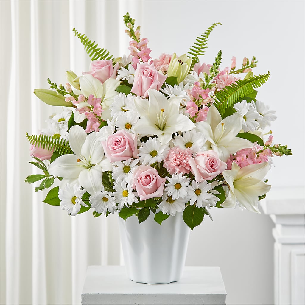 Soft Touch Tabletop Basket – Flowers By Aylen Llc, Fort Pierce FL