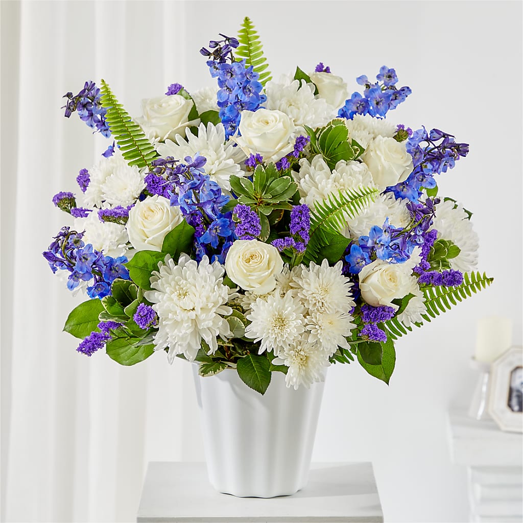 Hold Dear Tabletop Basket – Flowers By Aylen Llc, Fort Pierce FL