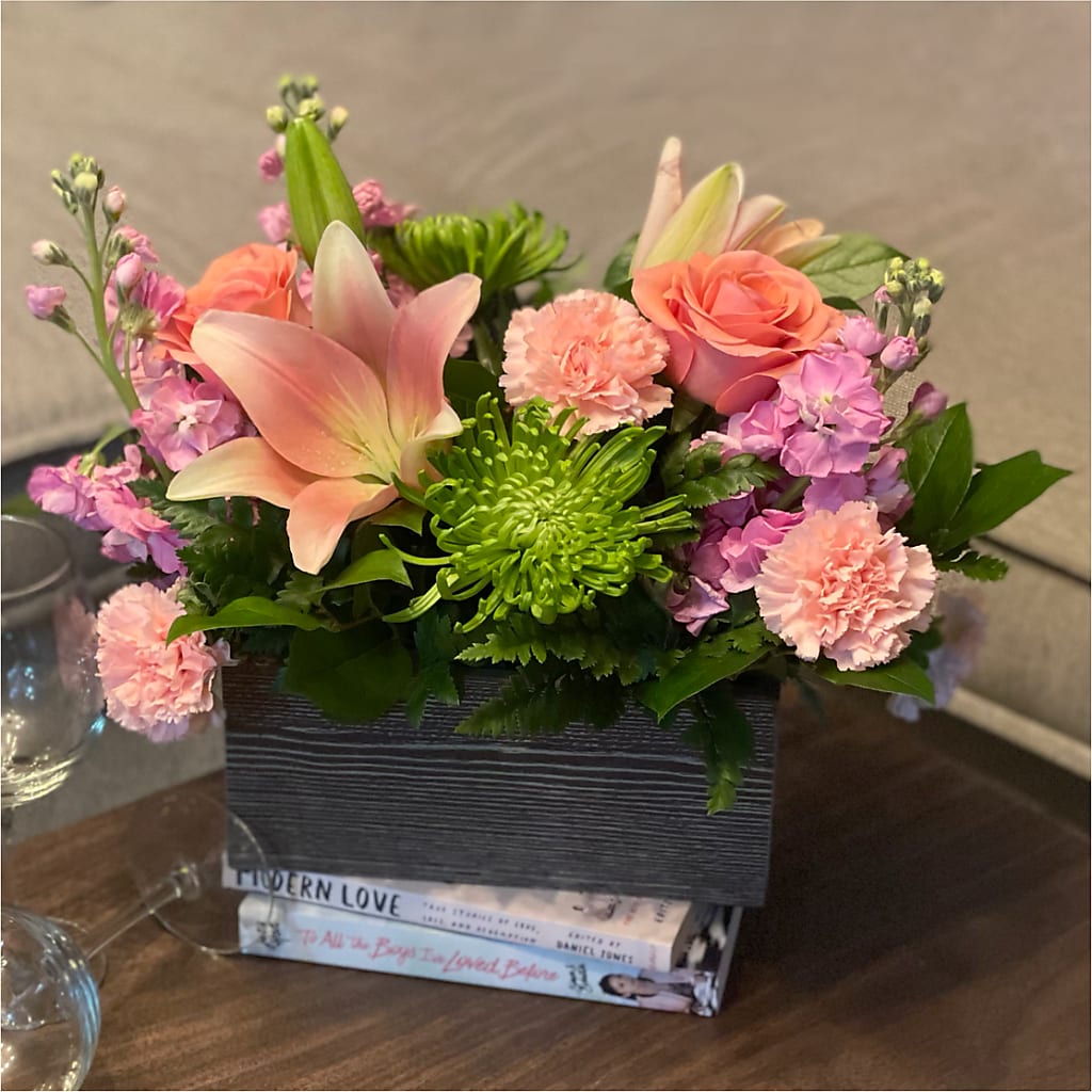 Beautiful Spirit Basket –  Flowers By Aylen Llc, Fort Pierce FL