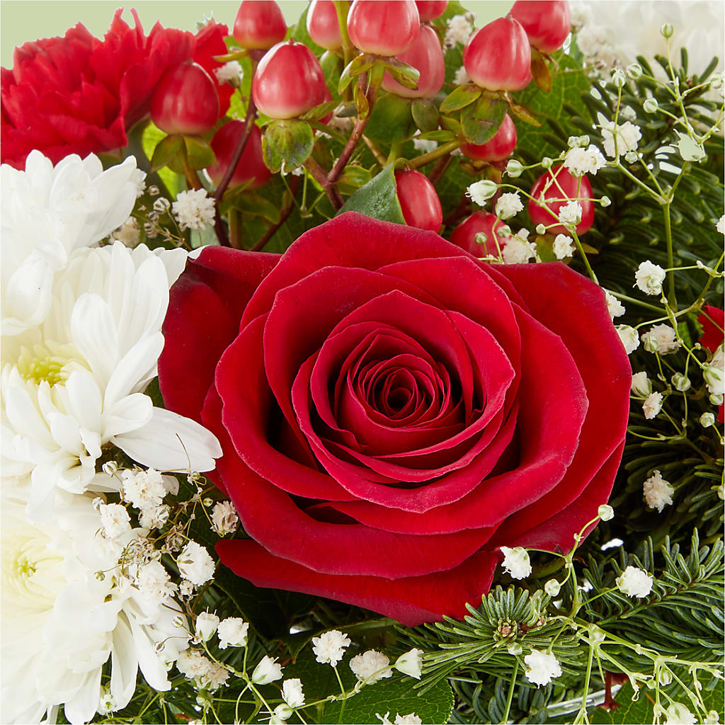 Chance of Flurries Bouquet –  Flowers By Aylen Llc, Fort Pierce FL