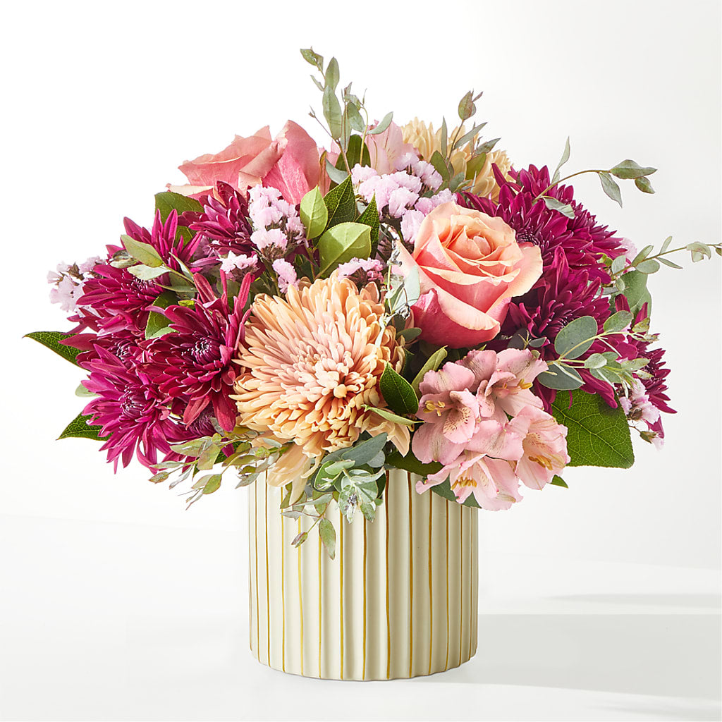 Berry Cobbler Bouquet with Ivory Vase –  Flowers By Aylen Llc, Fort Pierce FL