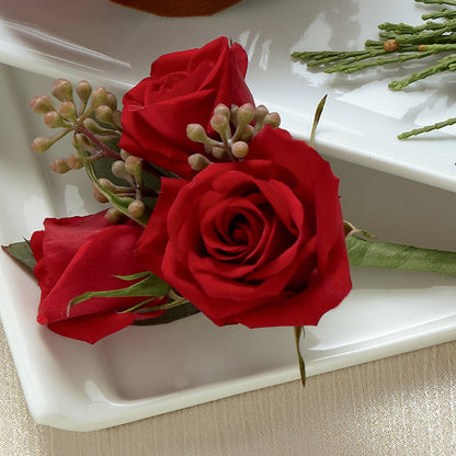 Red Spray Rose Boutonniere –  Flowers By Aylen Llc, Fort Pierce FL